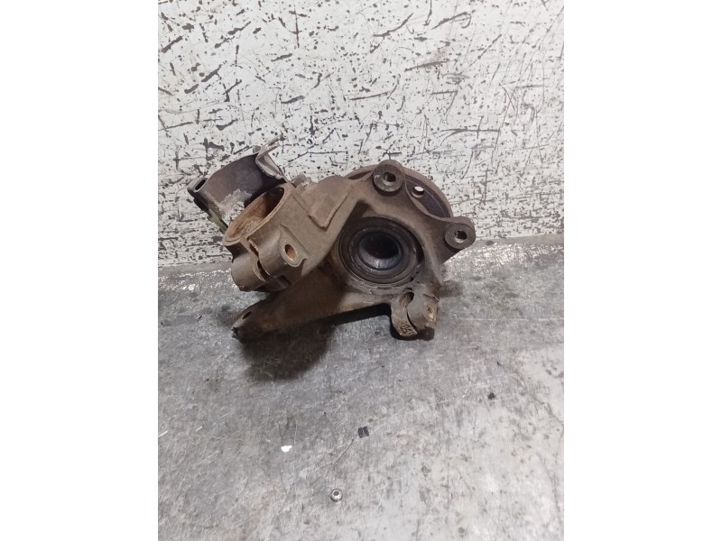 Recambio de mangueta delantera izquierda para citroën xsara (n1) 1.6 16v referencia OEM IAM   