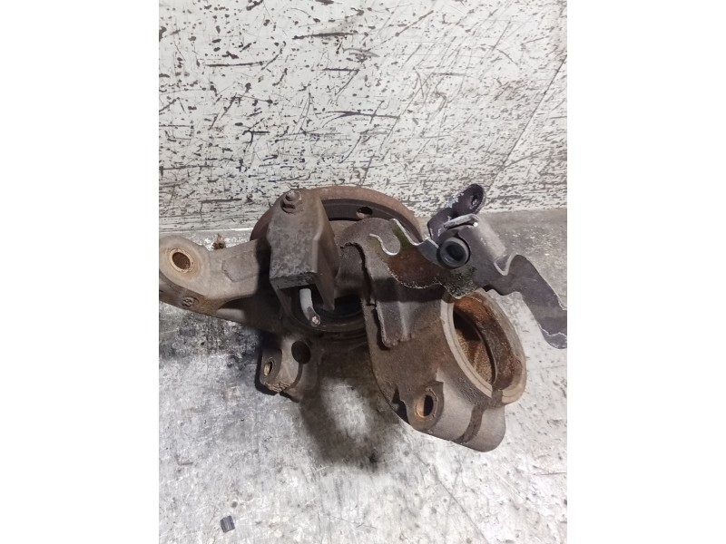 Recambio de mangueta delantera izquierda para citroën xsara (n1) 1.6 16v referencia OEM IAM   