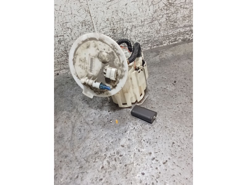 Recambio de bomba combustible para opel astra gtc referencia OEM IAM  VB0402250 3300RLFS 