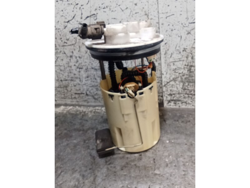 Recambio de bomba combustible para toyota avensis berlina (t25) 1.8 sol sedán (4-ptas.) referencia OEM IAM  0580313085 