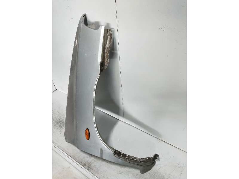Recambio de aleta delantera derecha para kia pride 1.4 cat referencia OEM IAM   