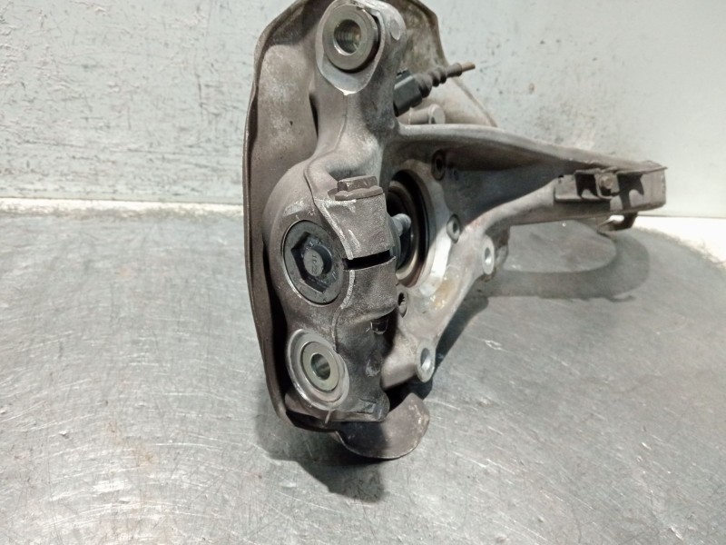 Recambio de mangueta delantera derecha para audi a5 coupe (8t) referencia OEM IAM 8K0407254T  