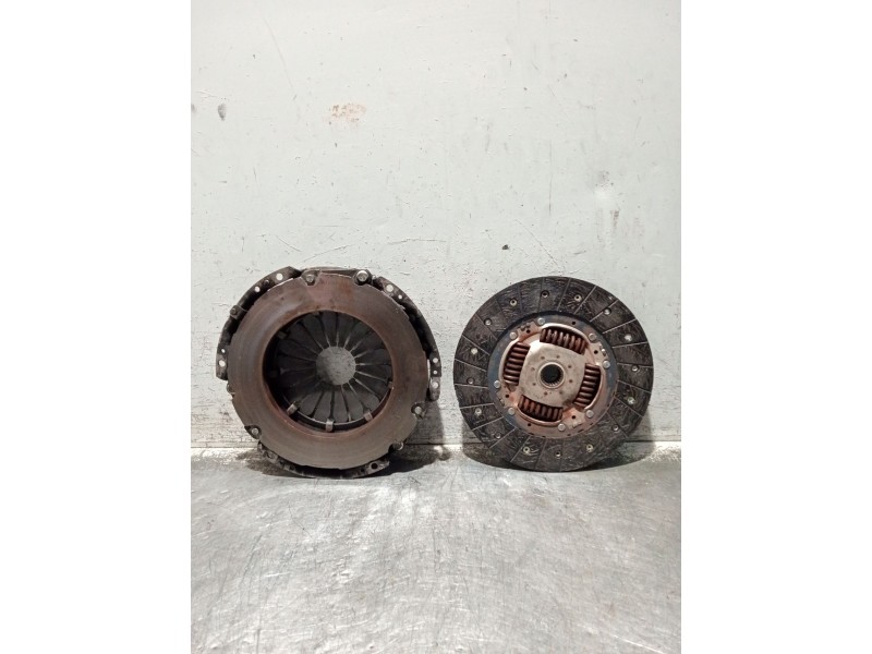 Recambio de kit embrague para ford transit caja cerrada, media (fy) (2000 =>) referencia OEM IAM   