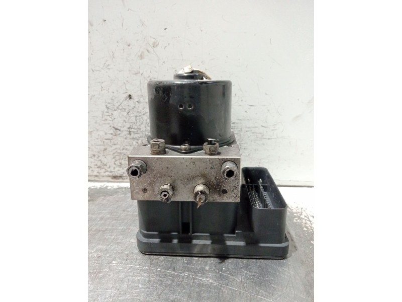 Recambio de abs para ford c-max (cb3) ambiente referencia OEM IAM 8M512C405AA 10020603224 10096001273