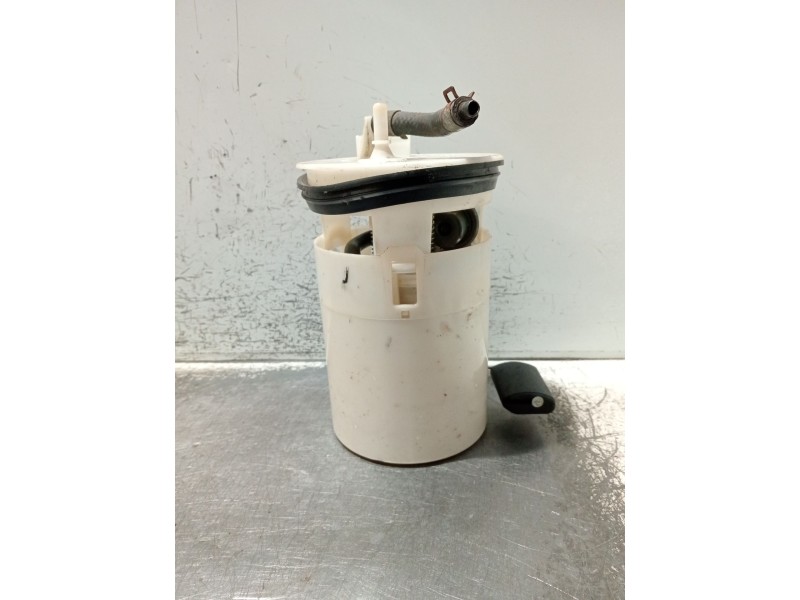Recambio de bomba combustible para hyundai coupe (gk) referencia OEM IAM 311102D  
