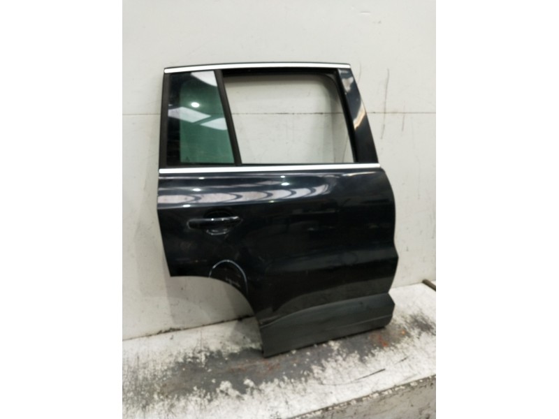 Recambio de puerta trasera derecha para volkswagen tiguan (5n1) advance referencia OEM IAM   5p