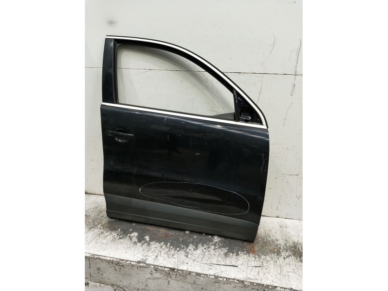 Recambio de puerta delantera derecha para volkswagen tiguan (5n1) advance referencia OEM IAM   5p