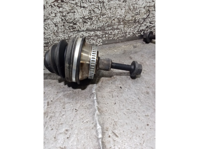 Recambio de transmision delantera derecha para volkswagen passat berlina (3b3) executive referencia OEM IAM   