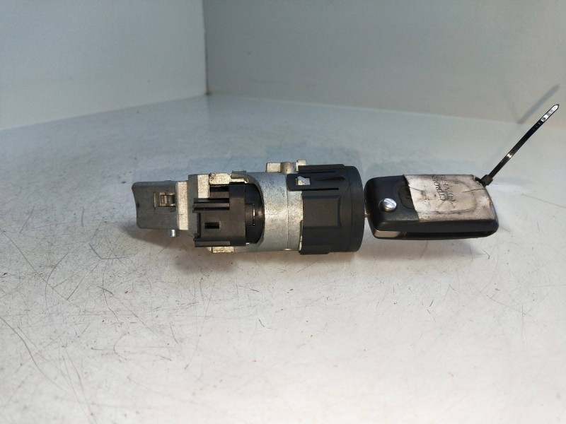 Recambio de conmutador de arranque para citroen c4 berlina 1.4 16v referencia OEM IAM N05024553 N0502073 9663123380