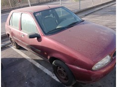 ford fiesta berlina del año 1998