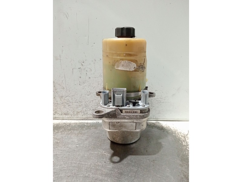 Recambio de bomba direccion para ford c-max (cb3) ambiente referencia OEM IAM 4M513K514CA C6S4B 