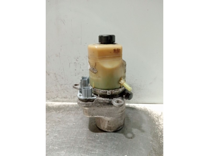 Recambio de bomba direccion para ford c-max (cb3) ambiente referencia OEM IAM 4M513K514CA C6S4B 
