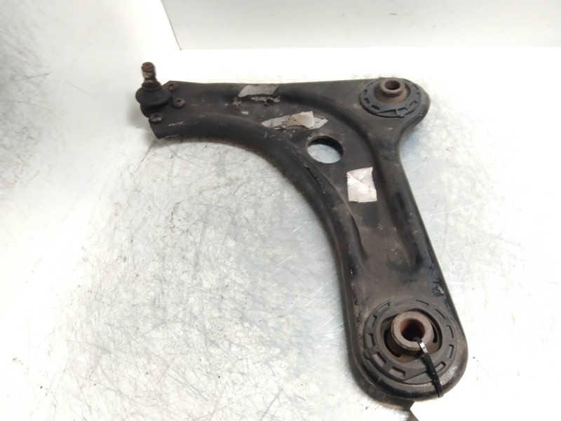 Recambio de brazo suspension inferior delantero izquierdo para peugeot 1007 1.4 referencia OEM IAM   