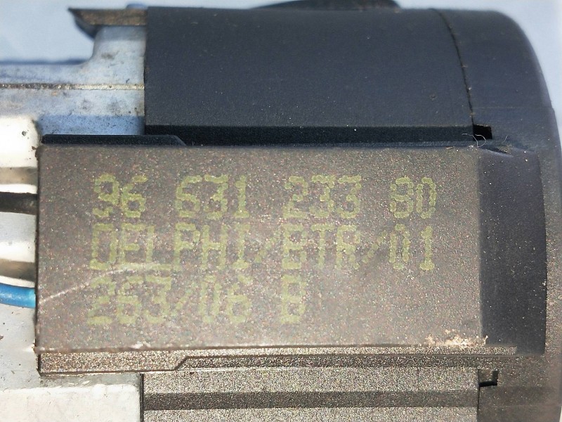 Recambio de conmutador de arranque para citroen c4 berlina 1.4 16v referencia OEM IAM N05024553 N0502073 9663123380