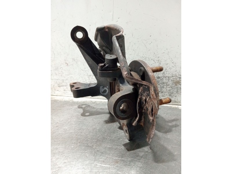 Recambio de mangueta delantera derecha para hyundai coupe (gk) referencia OEM IAM   