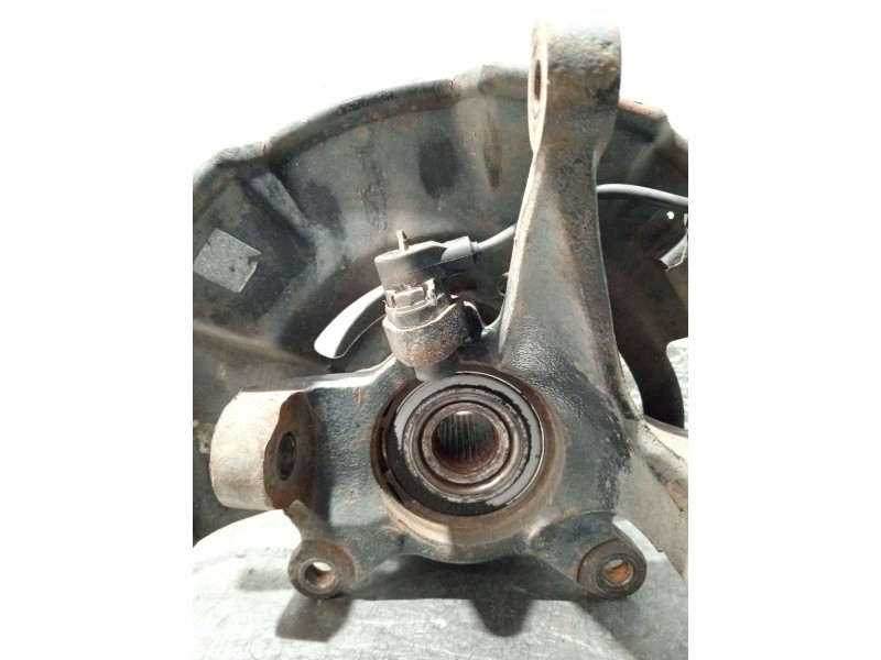 Recambio de mangueta delantera izquierda para hyundai coupe (gk) referencia OEM IAM   