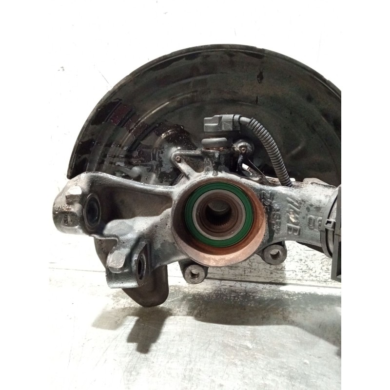 Recambio de mangueta delantera derecha para volkswagen passat berlina (3b3) referencia OEM IAM 3B0615312  