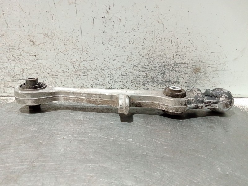Recambio de brazo suspension inferior delantero derecho para volkswagen passat berlina (3b3) referencia OEM IAM 4B0407155  