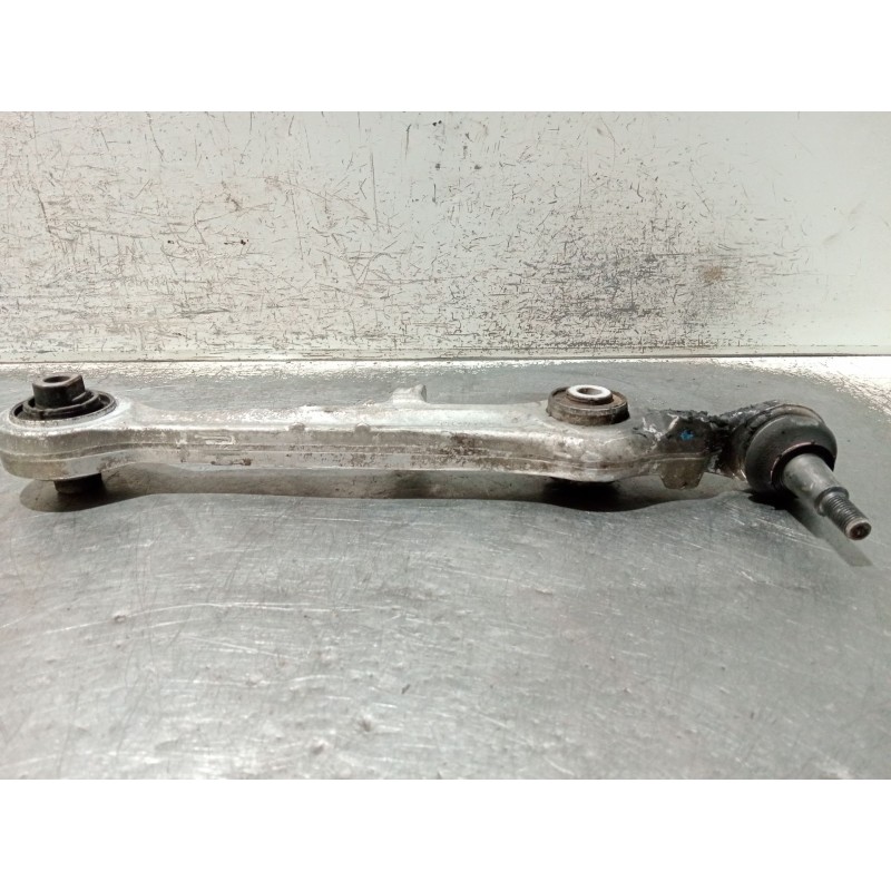 Recambio de brazo suspension inferior delantero izquierdo para volkswagen passat berlina (3b3) referencia OEM IAM 4B0407155  