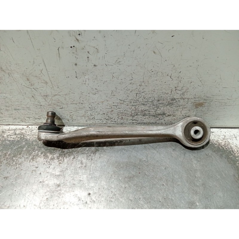 Recambio de brazo suspension superior delantero izquierdo para volkswagen passat berlina (3b3) referencia OEM IAM   