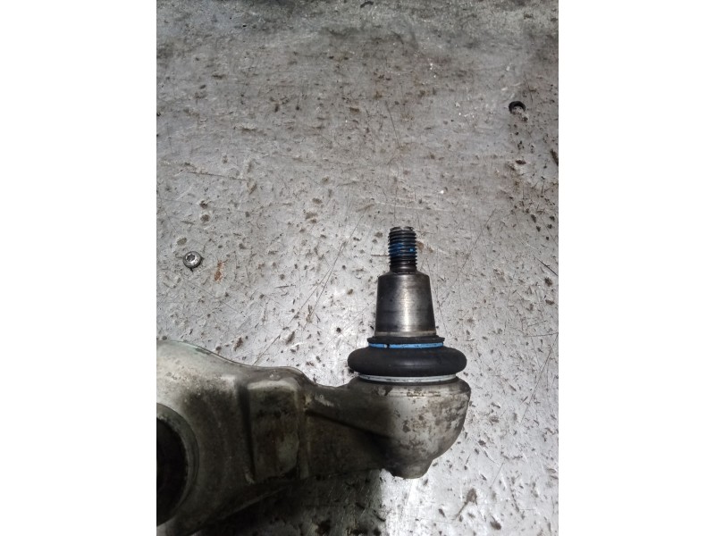 Recambio de brazo suspension inferior delantero derecho para volkswagen passat berlina (3b3) executive referencia OEM IAM   