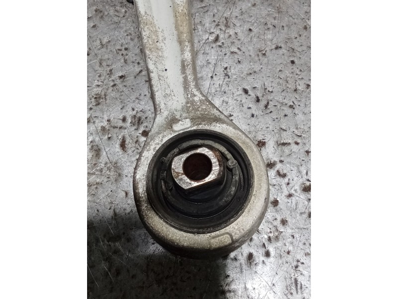 Recambio de brazo suspension inferior delantero izquierdo para volkswagen passat berlina (3b3) executive referencia OEM IAM   