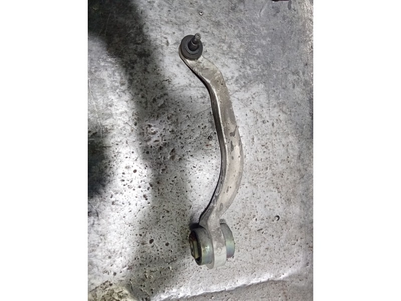 Recambio de brazo suspension inferior delantero derecho para volkswagen passat berlina (3b3) executive referencia OEM IAM   