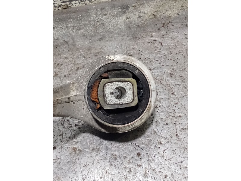 Recambio de brazo suspension inferior delantero derecho para volkswagen passat berlina (3b3) executive referencia OEM IAM   