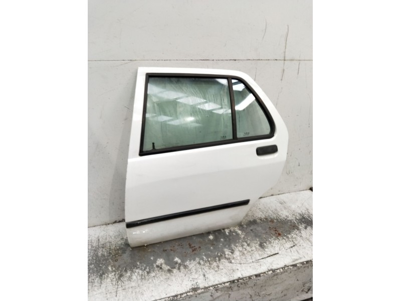 Recambio de puerta trasera izquierda para renault clio i (b/c57_, 5/357_) 1.4 referencia OEM IAM   5p