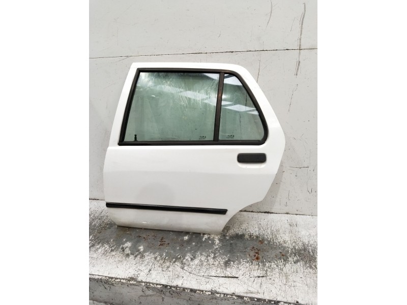 Recambio de puerta trasera izquierda para renault clio i (b/c57_, 5/357_) 1.4 referencia OEM IAM   5p