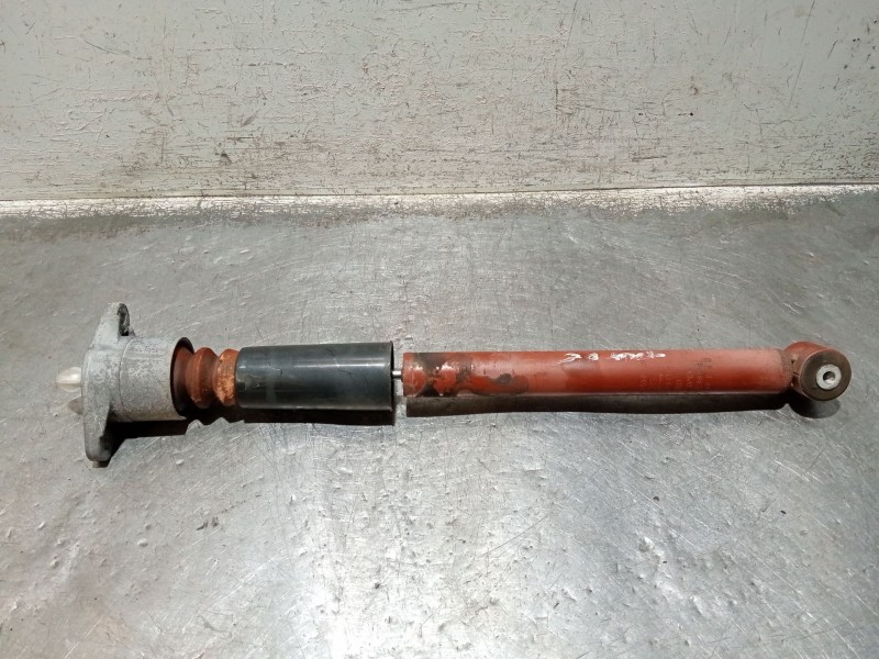 Recambio de amortiguador trasero derecho para volkswagen passat berlina (3b3) referencia OEM IAM 3B0513031P 814901556140 
