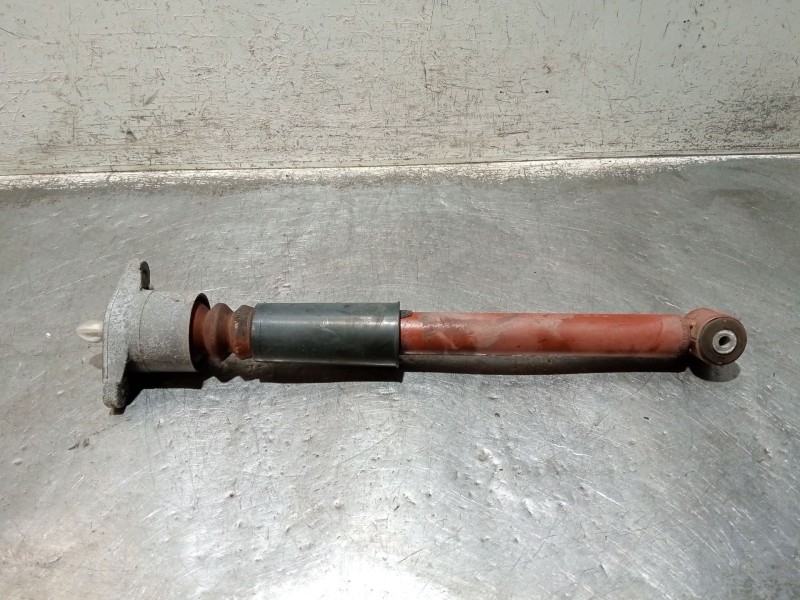 Recambio de amortiguador trasero izquierdo para volkswagen passat berlina (3b3) referencia OEM IAM 3B0513031P 814901556140 