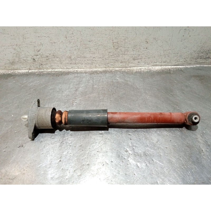 Recambio de amortiguador trasero izquierdo para volkswagen passat berlina (3b3) referencia OEM IAM 3B0513031P 814901556140 