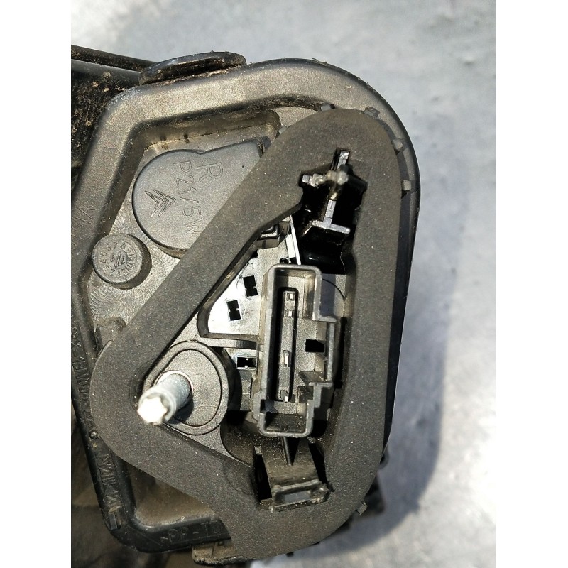 Recambio de piloto trasero derecho para citroën c5 station wagon business class referencia OEM IAM 967506568001  