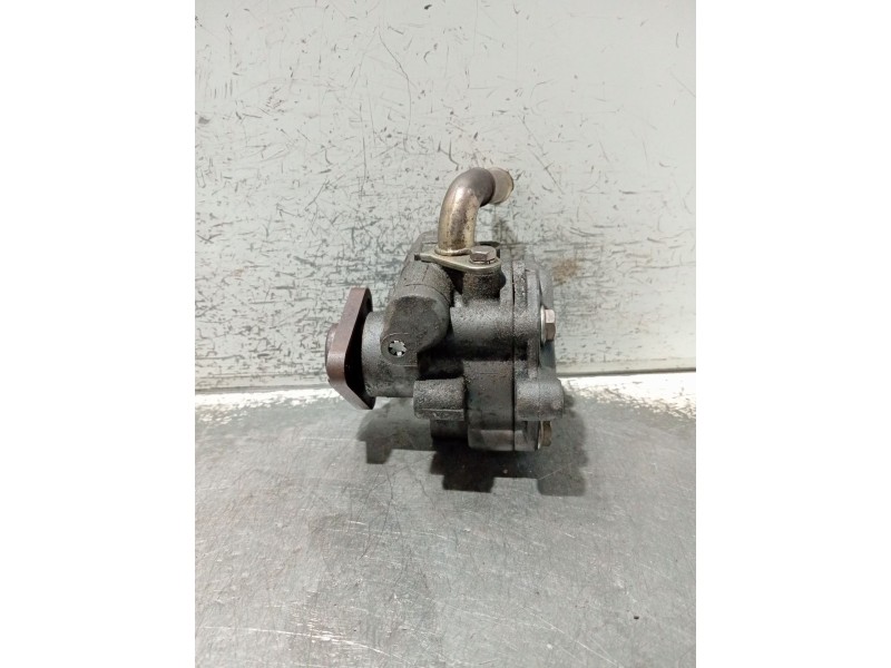 Recambio de bomba direccion para volkswagen passat berlina (3b3) referencia OEM IAM   