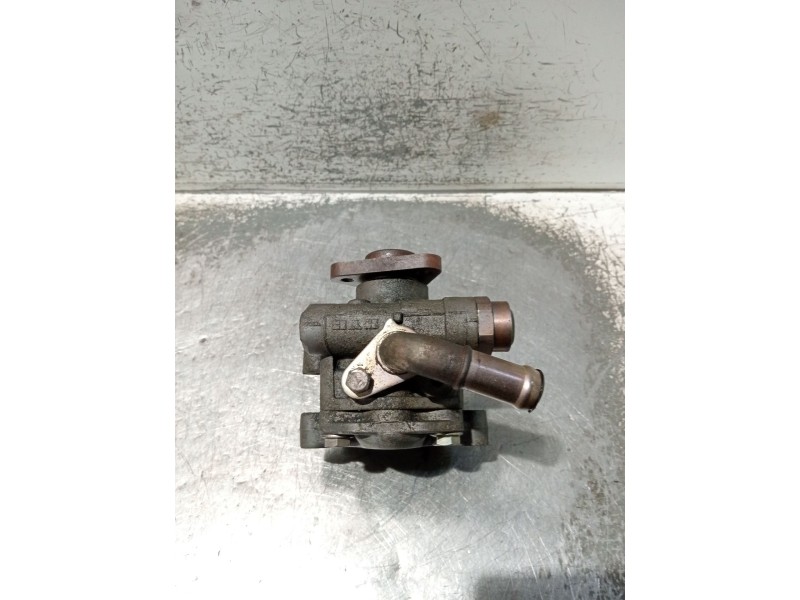 Recambio de bomba direccion para volkswagen passat berlina (3b3) referencia OEM IAM   