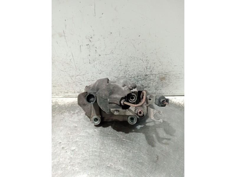 Recambio de pinza freno delantera izquierda para volkswagen passat berlina (3b3) referencia OEM IAM   