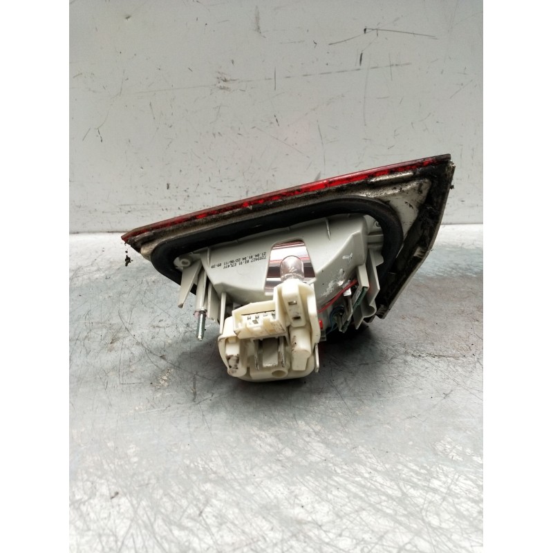 Recambio de piloto trasero derecho interior para bmw serie 3 berlina (e90) 320d referencia OEM IAM 7289427  