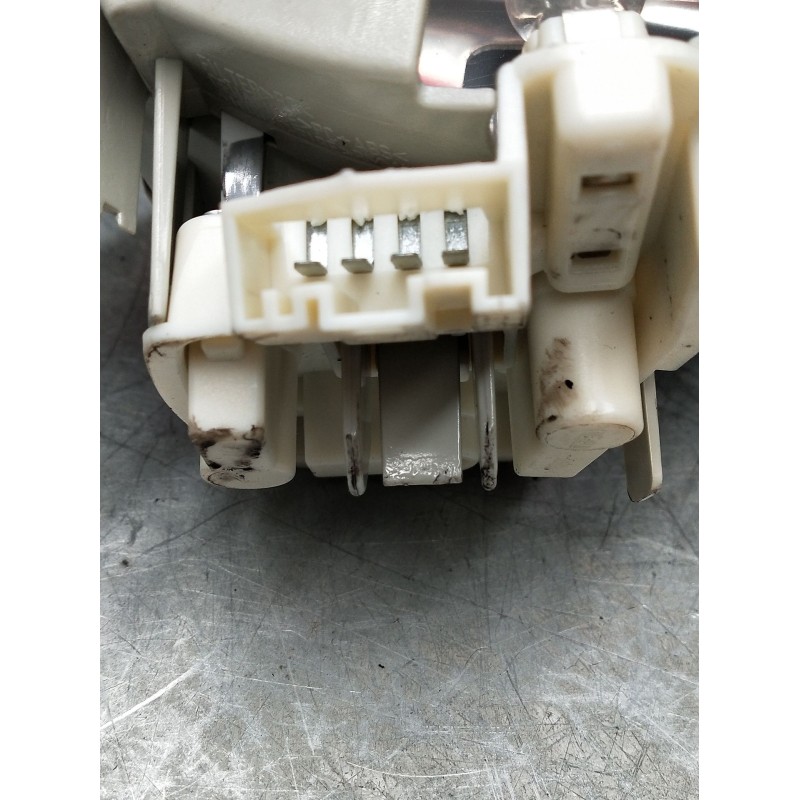 Recambio de piloto trasero derecho interior para bmw serie 3 berlina (e90) 320d referencia OEM IAM 7289427  