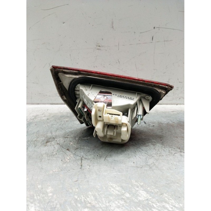 Recambio de piloto trasero izquierdo interior para bmw serie 3 berlina (e90) 320d referencia OEM IAM 7289428  