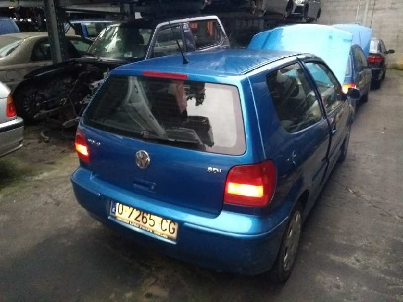 volkswagen polo berlina (6n2) del año 2000