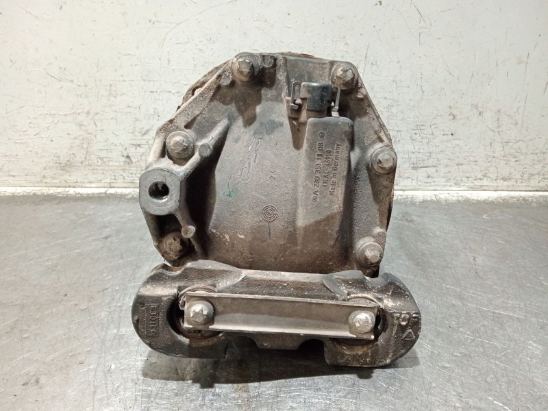 Recambio de diferencial trasero para mercedes-benz clase e (w211) berlina referencia OEM IAM A2303510005 A2303511108 