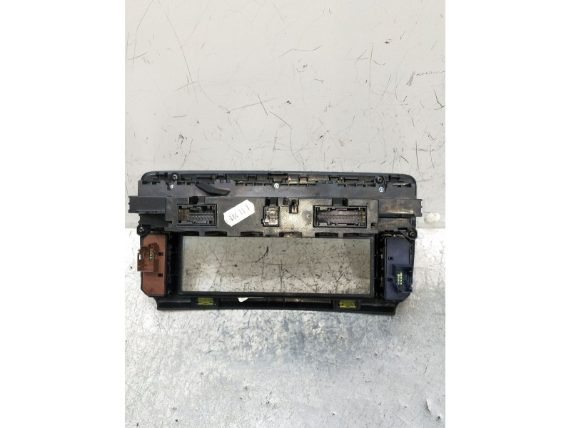 Recambio de mando calefaccion / aire acondicionado para citroën c5 station wagon business class referencia OEM IAM 5HB00933213  