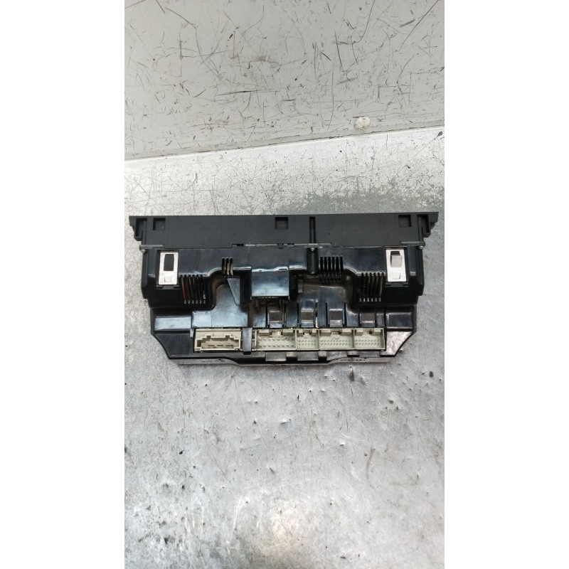 Recambio de mando calefaccion / aire acondicionado para audi a6 berlina (4f2) 2.0 tdi referencia OEM IAM 4F1820043AK  