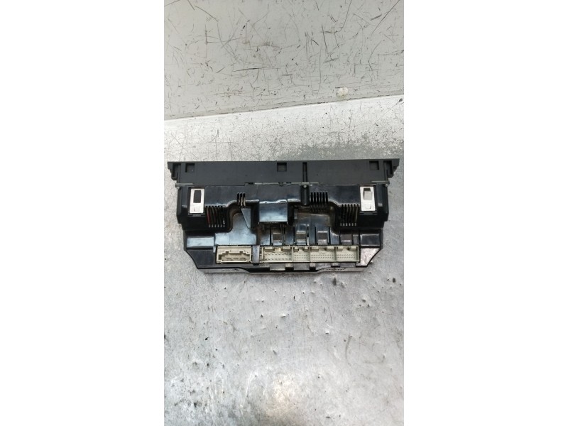 Recambio de mando calefaccion / aire acondicionado para audi a6 berlina (4f2) 2.0 tdi referencia OEM IAM 4F1820043AK  