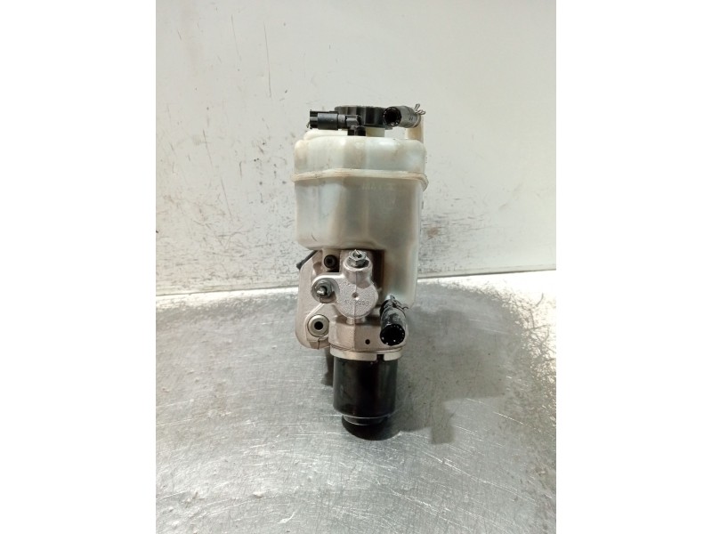 Recambio de bomba freno para mercedes-benz clase e (w211) berlina referencia OEM IAM A2114300302 0204251302 