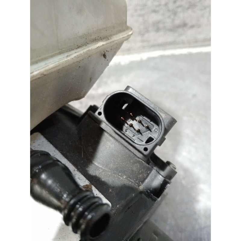 Recambio de bomba freno para mercedes-benz clase e (w211) berlina referencia OEM IAM A2114300302 0204251302 