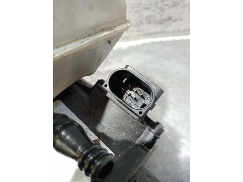 Recambio de bomba freno para mercedes-benz clase e (w211) berlina referencia OEM IAM A2114300302 0204251302 