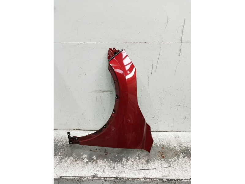 Recambio de aleta delantera izquierda para nissan qashqai ii (j11, j11_) 1.5 dci referencia OEM IAM   