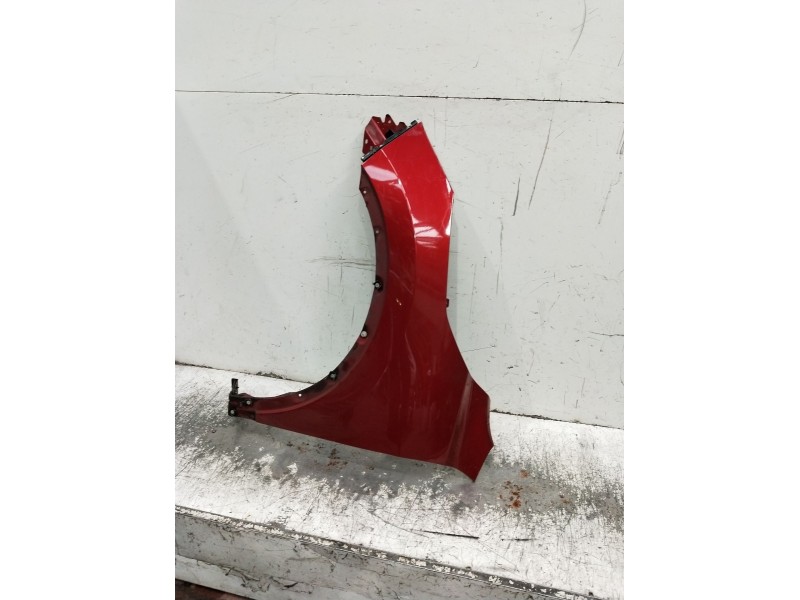 Recambio de aleta delantera izquierda para nissan qashqai ii (j11, j11_) 1.5 dci referencia OEM IAM   